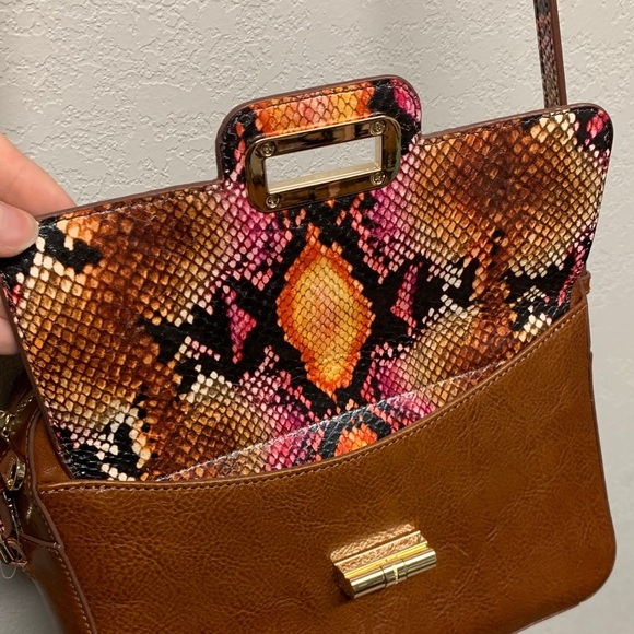 Brahmin Brown Leather Crossbody Bag - Picture 4 of 10